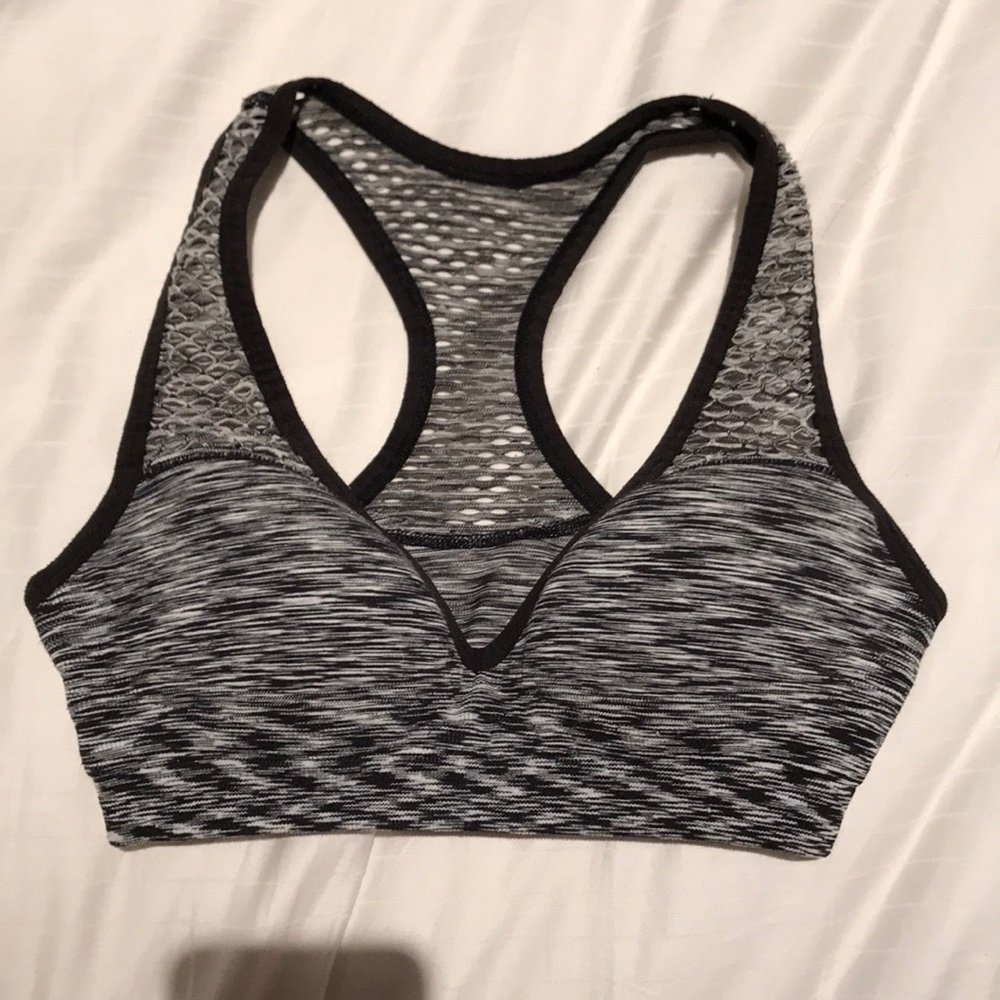 Victoria’s Secret PINK sports bra